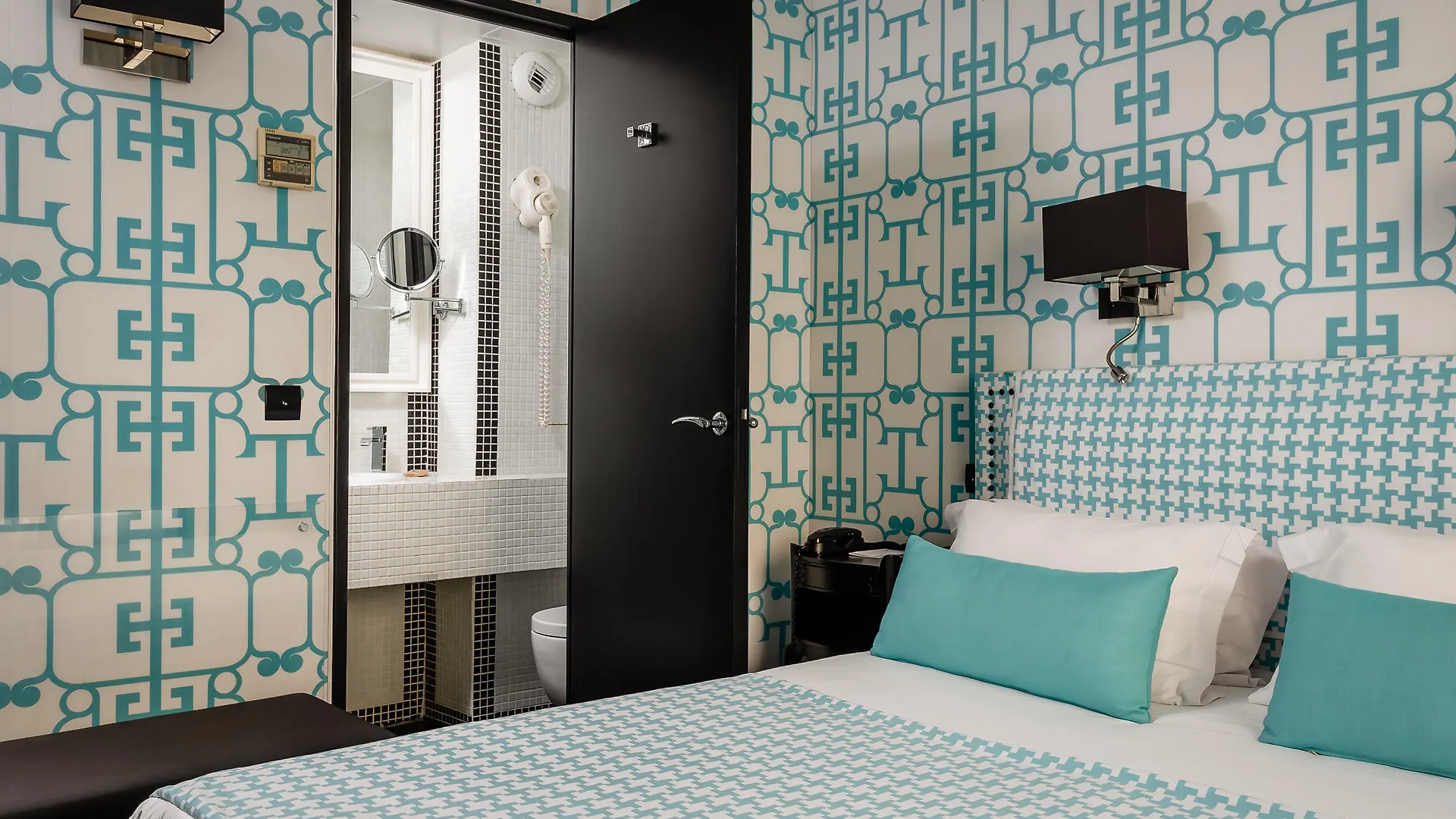 Monceau Elysees 3*