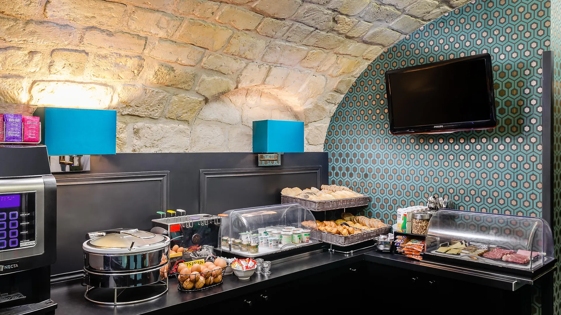 Hotel Monceau Elysees