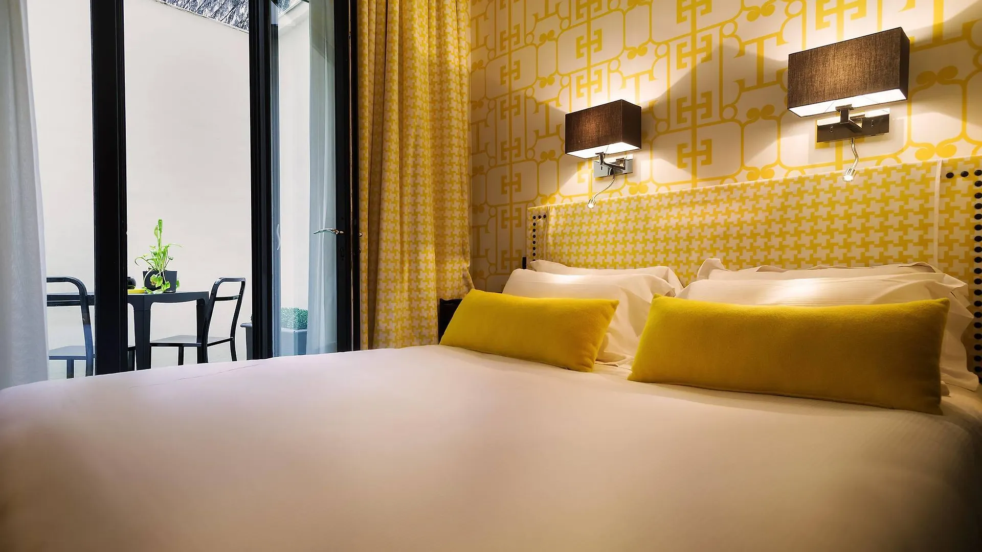 Monceau Elysees Hotel