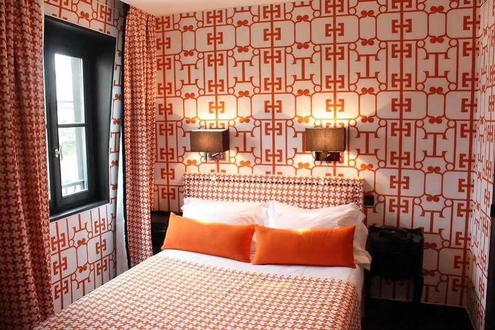 Hotel Monceau Elysees 3*